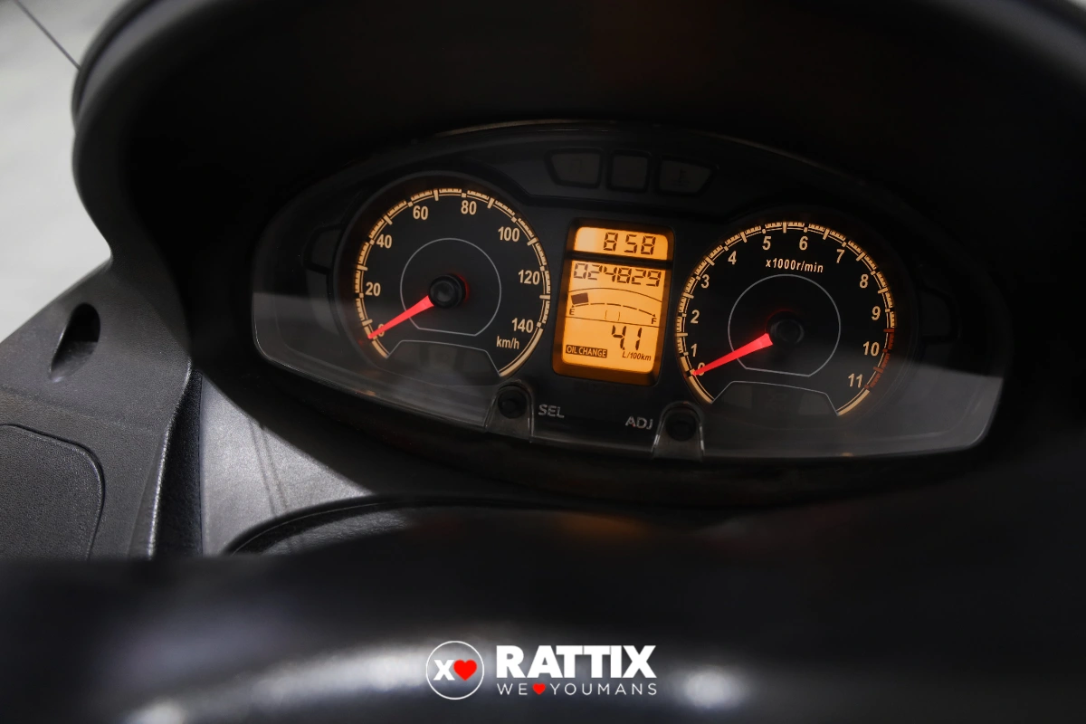 SUZUKI Burgman 125 Abs my14